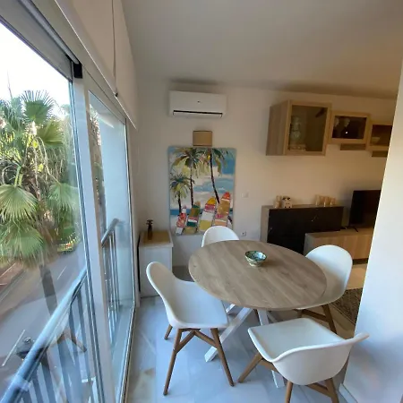 شقة Nomad Milos Y Bali