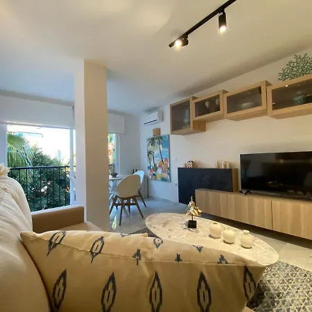 Nomad Milos Y Bali Apartment Marbella